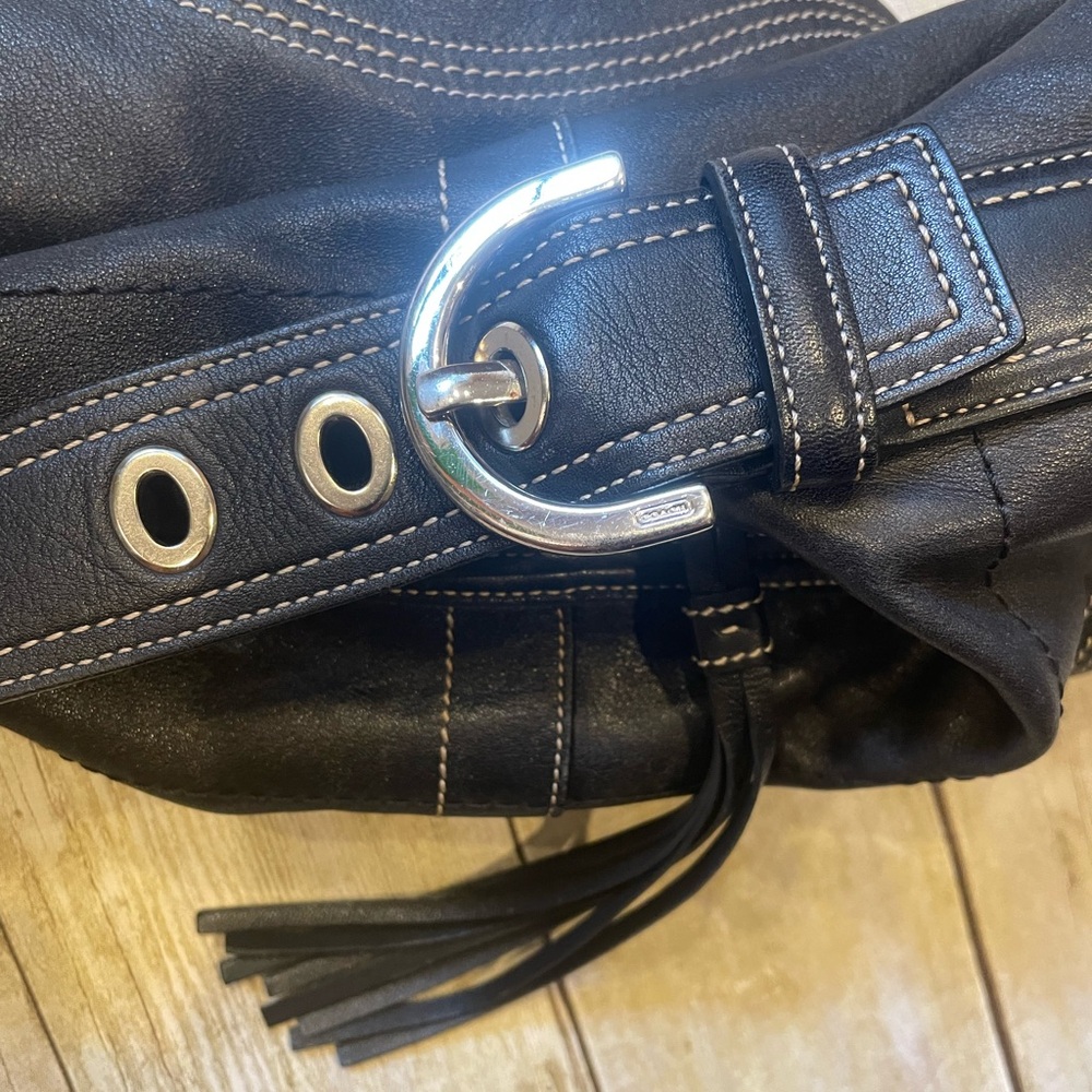COACH Black Leather Shoulder Bag - Picture 4 of 14
